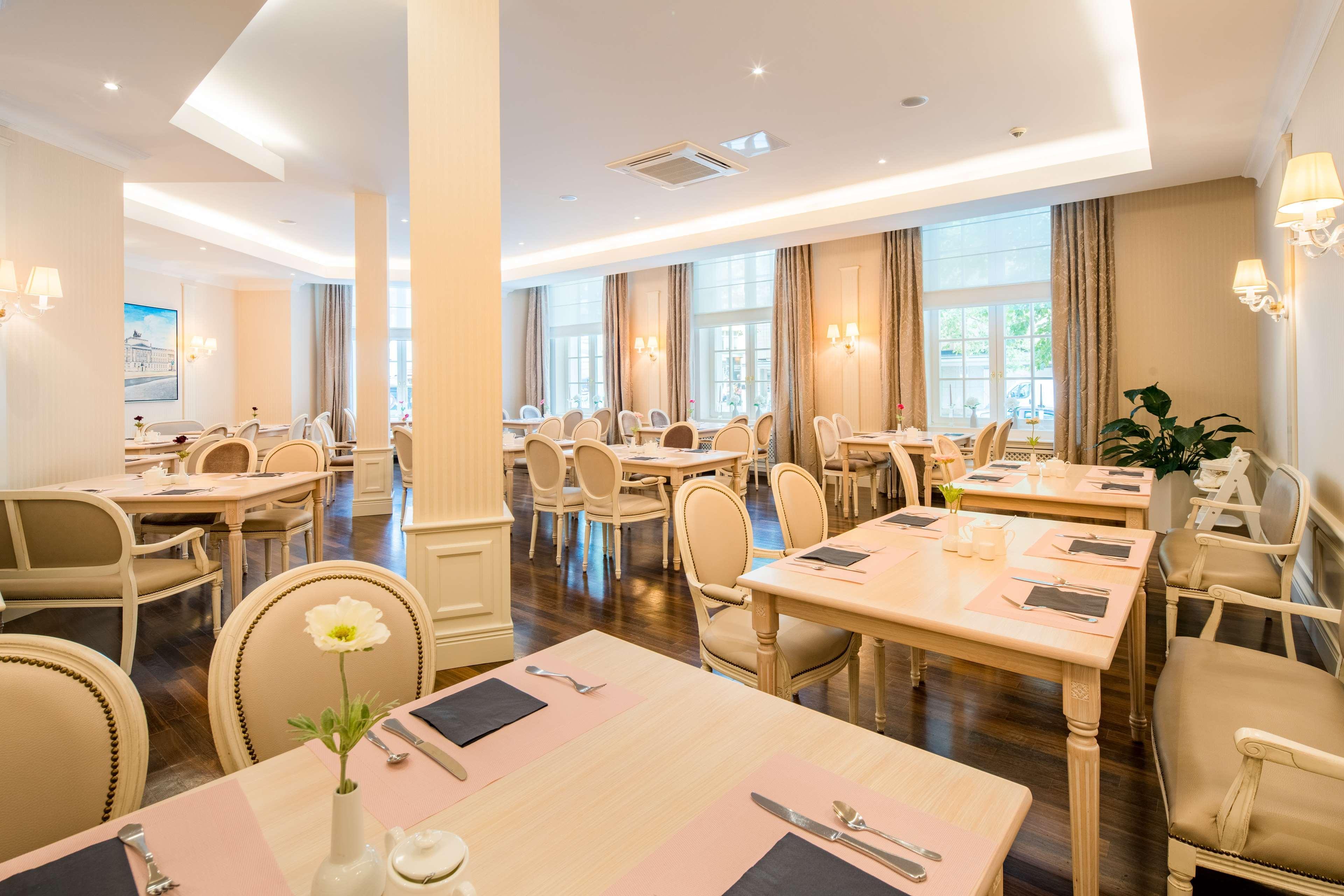 Hotel Western Stadtpalais 4*