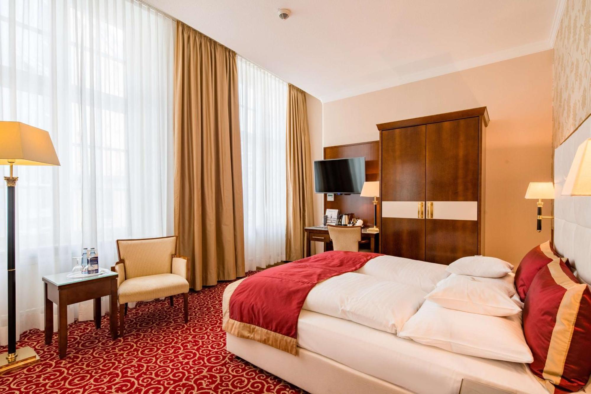 Hotel Western Stadtpalais 4*